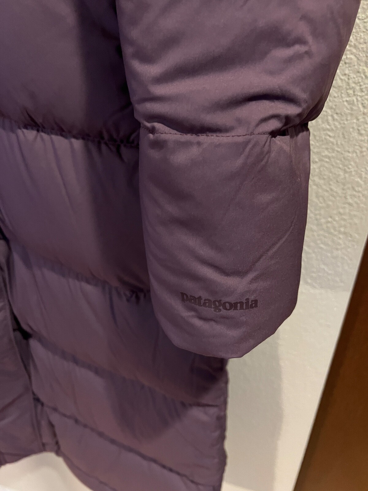 Pre-owned Patagonia Women's Silent Down Long Parka - Obsidian Plum - Medium - In Purple