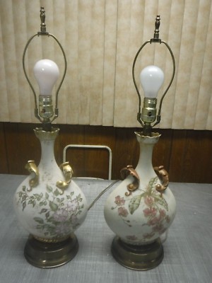 Vintage Ceramic Porcelain Lamp Teardrop Shape Floral Design Gold Gilt Brass Base