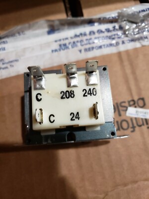 ORIGINAL LENNOX 38M45 208/240V PRI 24V SEC 40VA    ----NICE 
