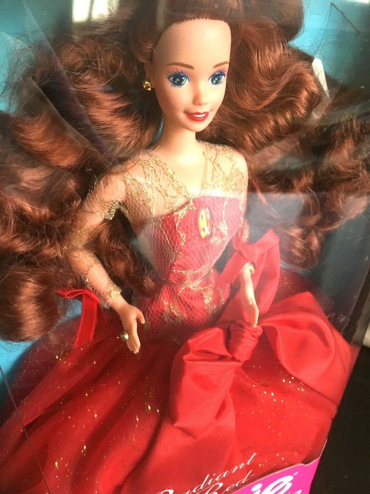 Barbie Doll - Radiant in Red - TOYS R US Special Edition - 1992