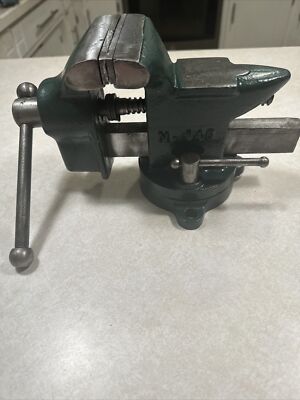 VINTAGE LITTCO LITTLESTOWN No.140 SWIVEL ANVIL VISE W/MOVABLE PIPE GRIPS, 4 JAW