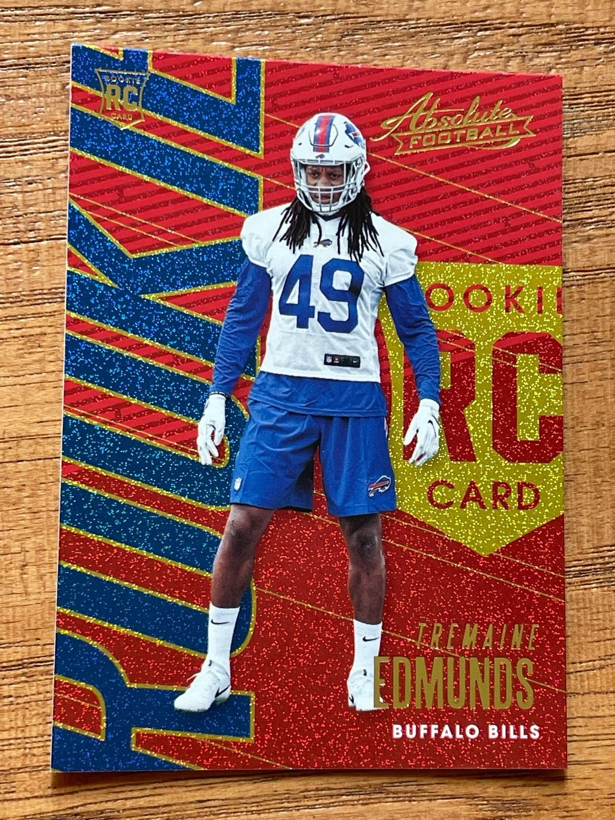 2018 PANINI ABSOLUTE FOOTBALL TREMAINE EDMUNDS SPECTRUM GOLD ROOKIE CARD No. 141. rookie card picture