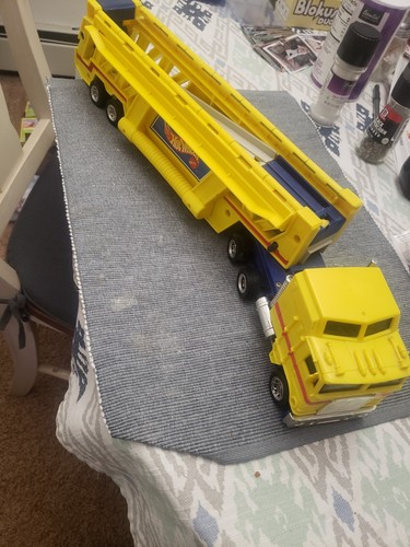 Vintage Semi Car Hauler Transport Carrier Truck Yellow