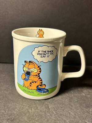Garfield If The Shoe Doesn't Fit, Eat It Coffee Mug Enesco Jim Davis