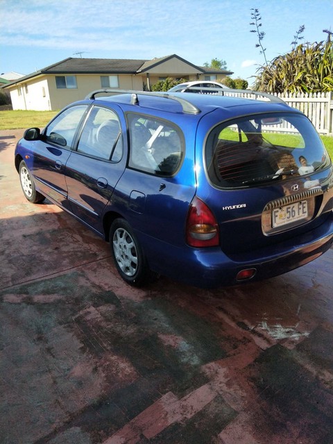 Hyundai lantra 1999