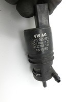 VW Passat B8 3G 14-19 Waschwasserpumpe Scheibenreinigung Waschpumpe VW Passat B8 3G 14-19 20.07.2015 1K5955651... Vorschau 4