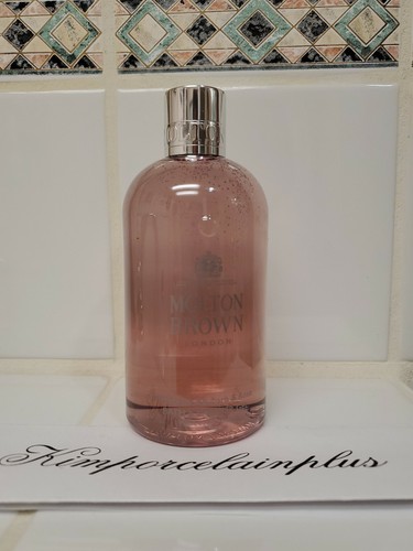 Molton Brown London Delicious RHUBARB & ROSE Bath & Shower