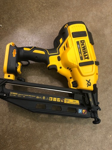 DeWalt DCN660B 20V MAX 16Ga Angled Cordless Finish Nailer Bare Tool