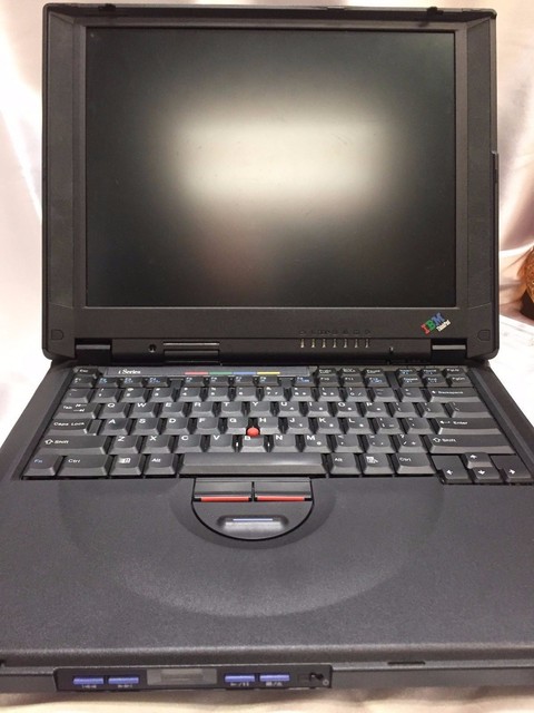 Vintage IBM Thinkpad Type 2611 1998 AC/BM 5614BMCB i Series Notebook Laptop