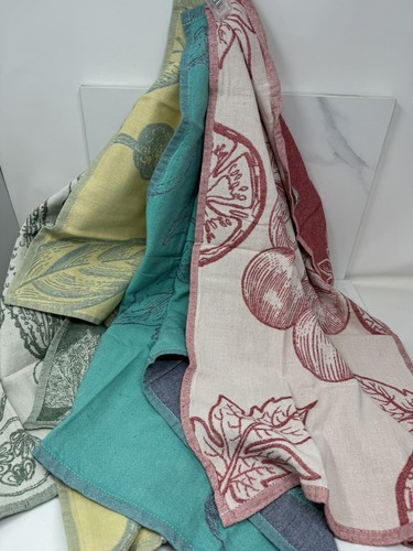 Set Of 4 Jacquard Vegetable-Themed Tea Towels Sea Me At Home. Absorbent Cotton