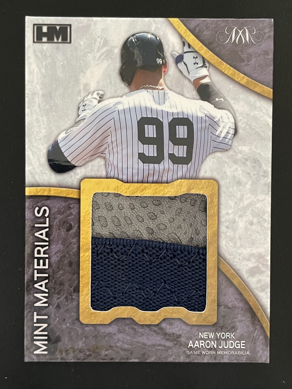 2018 Hits Mint Material Batting Glove #A13 Aaron Judge 3/3 Patch RC Rookie