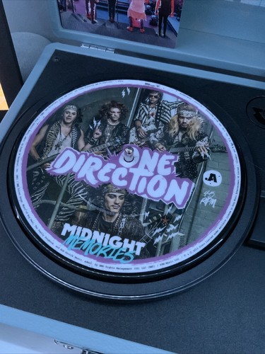 One Direction – Midnight Memories 7