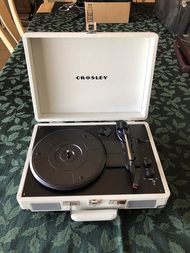 Crosley CR8005DWS Stereo Turntable - Purchased Never Used