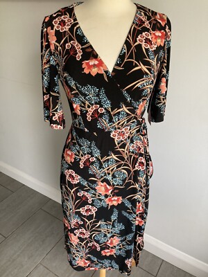 Truth & Fable Ladies Patterned Short Sleeve Wrap Dress Size XS / 8-10. New.