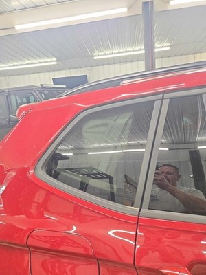 Used Right Quarter Glass fits: VW TIGUAN Right 18 19 20 21 22 23 24