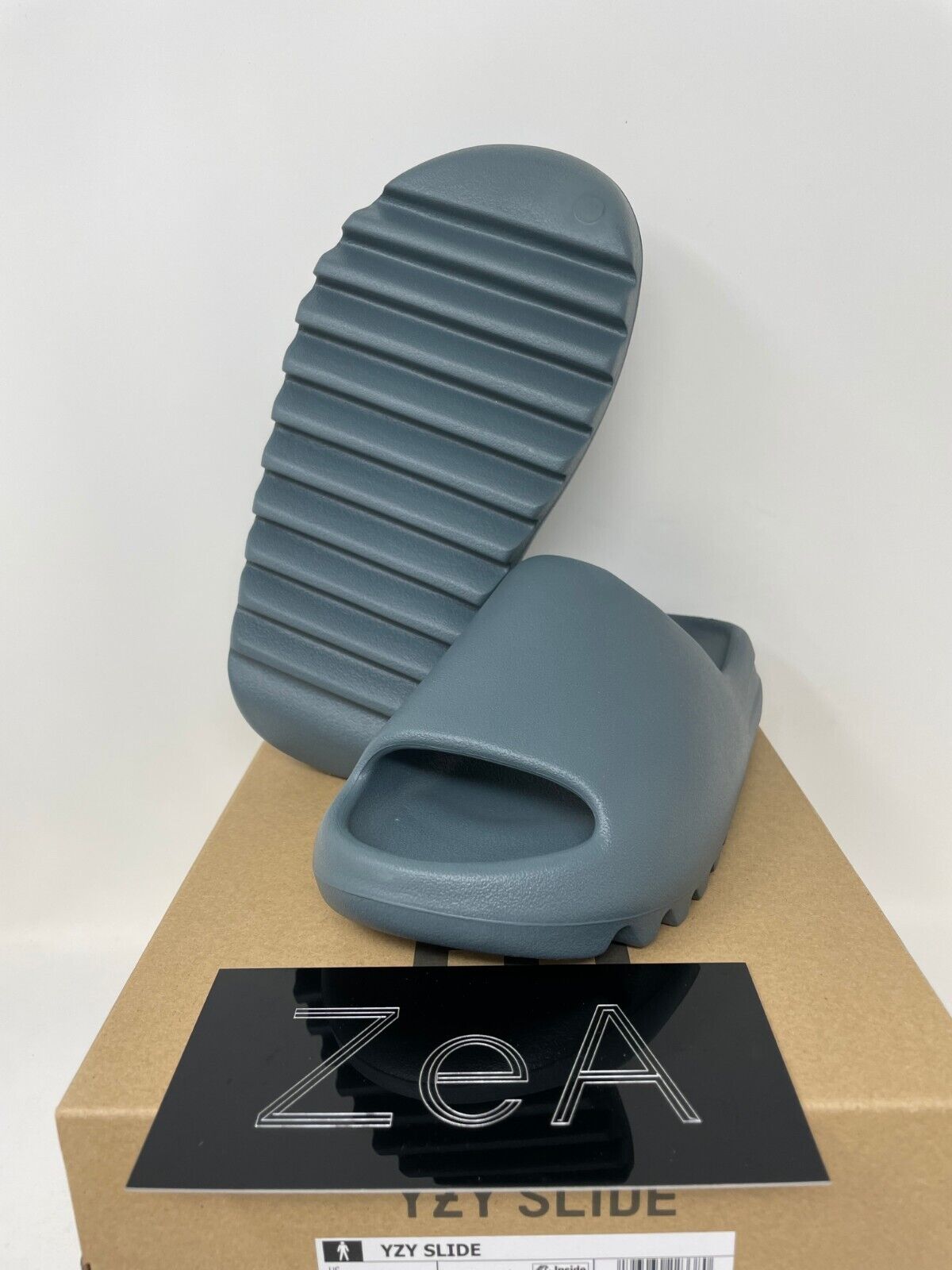 Adidas Yeezy Slide Adidas Yeezy Slide