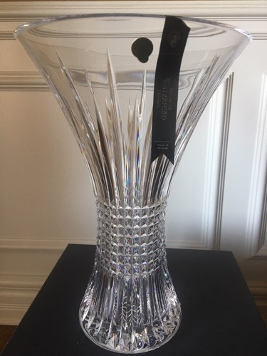 New in Box Waterford Crystal Lismore Diamond 14 inch Vase 14”