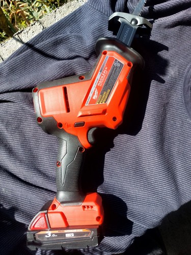 ハリズ　Lucky Milwaukee 2719-20 M18 FUEL Hackzall (Bare Tool), Red, Black