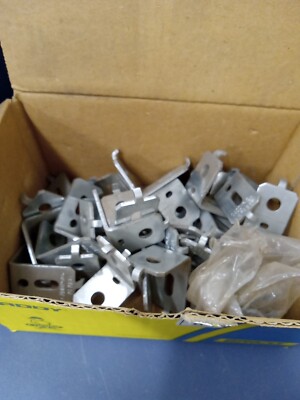Caddy / Erico PENTAIR AFAB6 Pin Driven Angle Bracket, 3/8'' Hole, Pack of 30. NEW