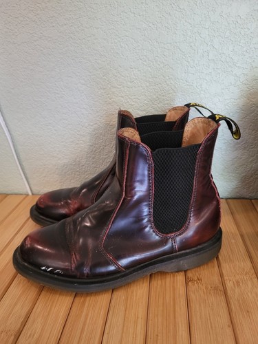 靴 Dr. Martens Polley / FLORA ARCADIA 23.5 Flora Arcadia Chelsea Boots in Cherry Red Arcadia | Dr. Martens