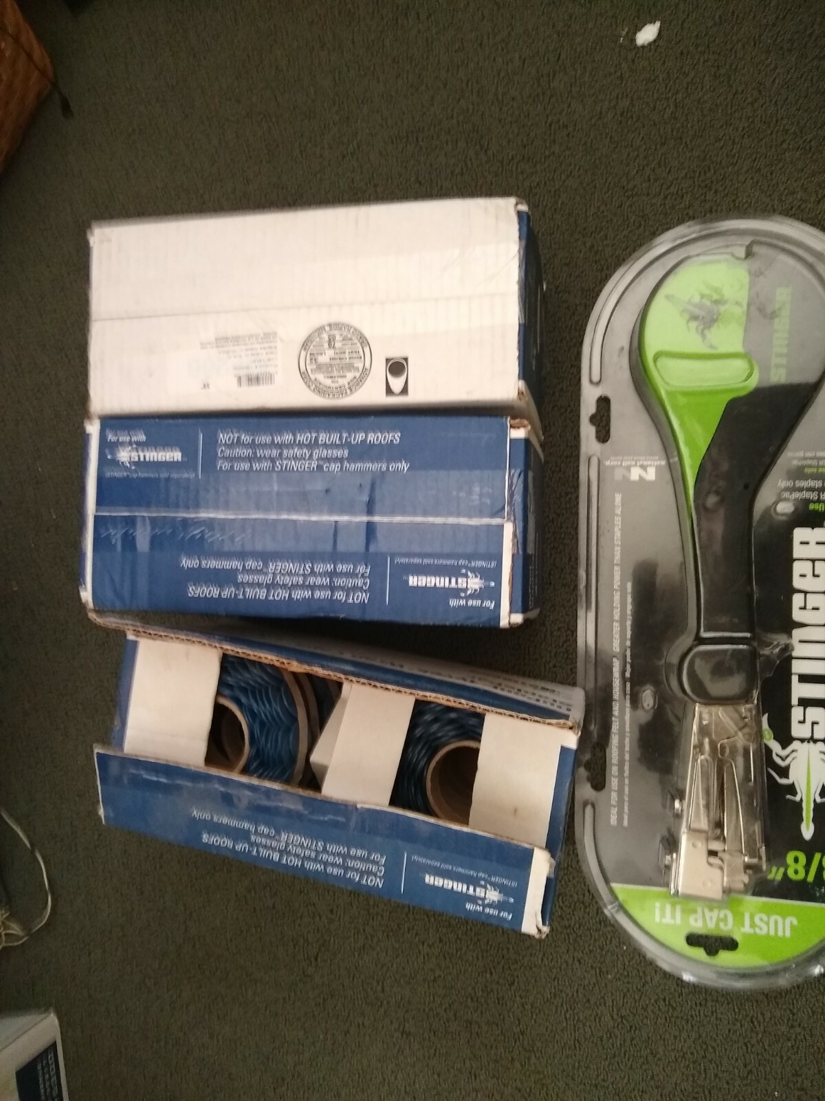 Stinger Cap Hammer Stapler and three boxes of staples 1/4