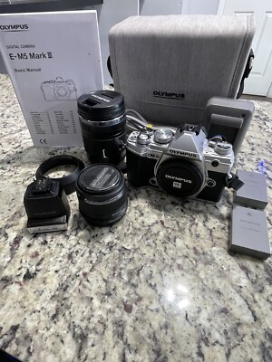 Olympus OM-D E-M5 Mark III 20.4MP Mirrorless Digital Camera 2 Lens, Flash Setup
