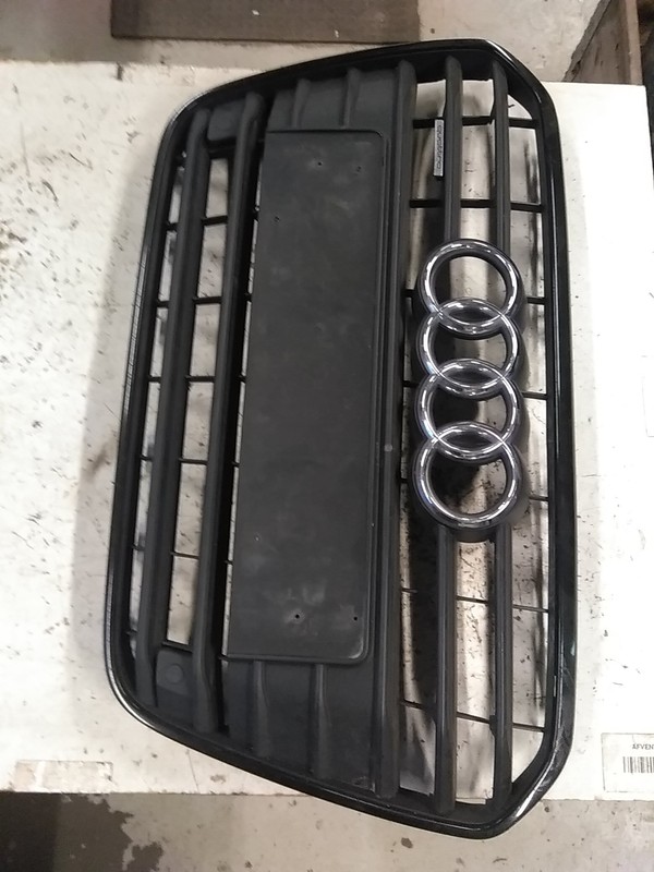 Original KÃ¼Hlergrill Audi A6 Avant (4g5, 4gd, C7)  2014
