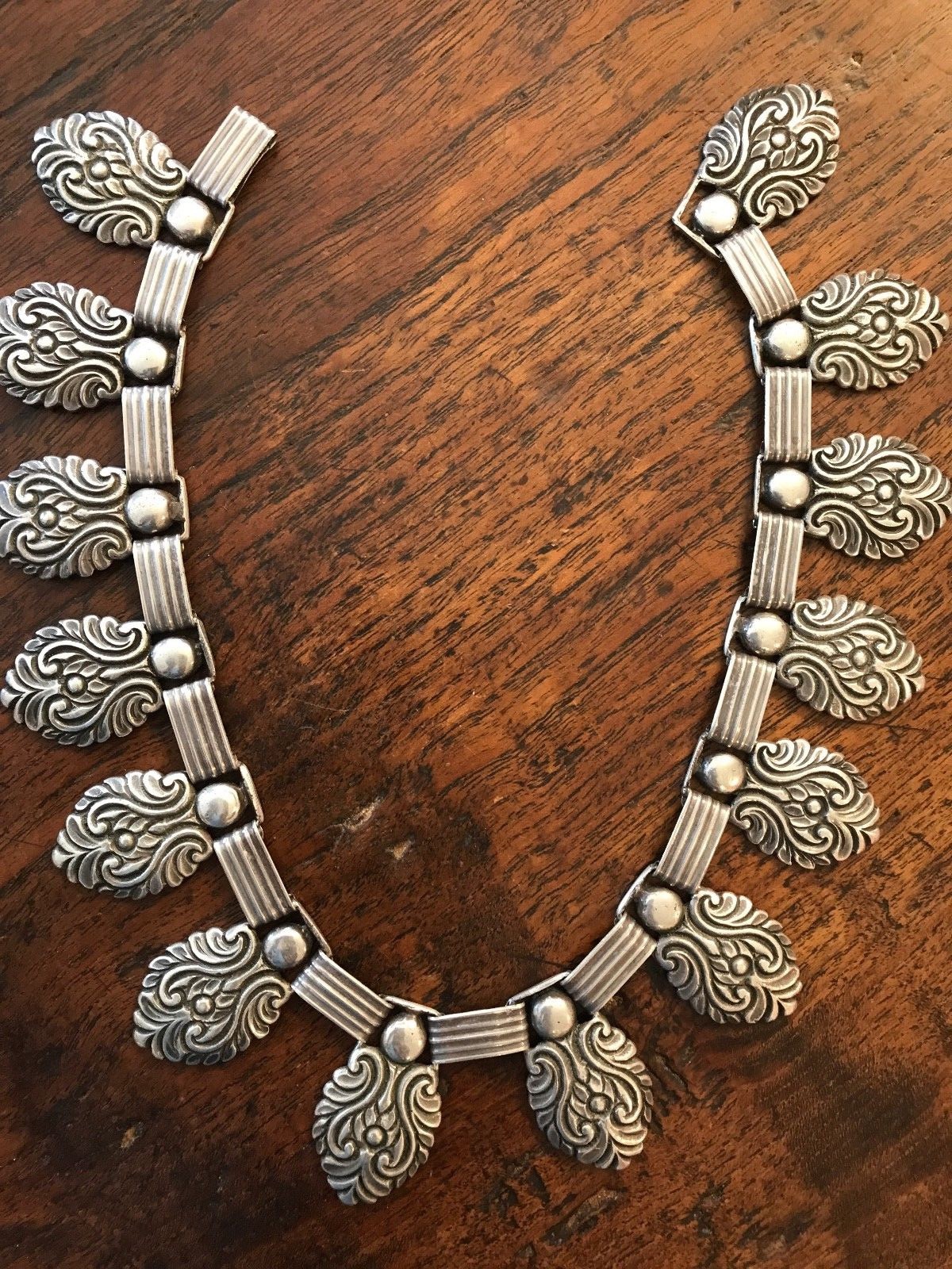 VINTAGE PERUVIAN  STERLING SILVER NECKLACE RARE AND BEAUTIFUL BY WELSCH SIGNED