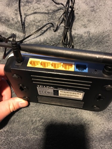 TP-Link 54 Mbps 4-Port 10/100 Wireless G Router TL-WR340G