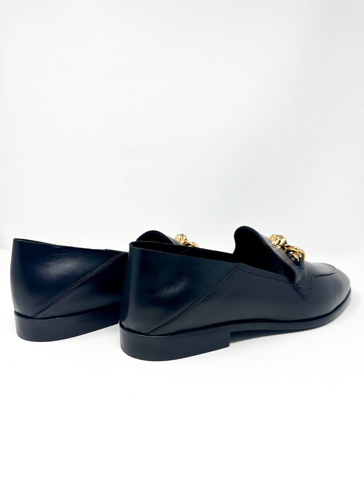 VERSACE VERSACE MEN’S MEDUSA CHAIN LOAFER 11 US / 44 $1050