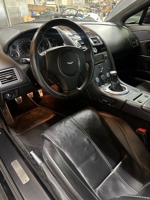 image 4 of interior