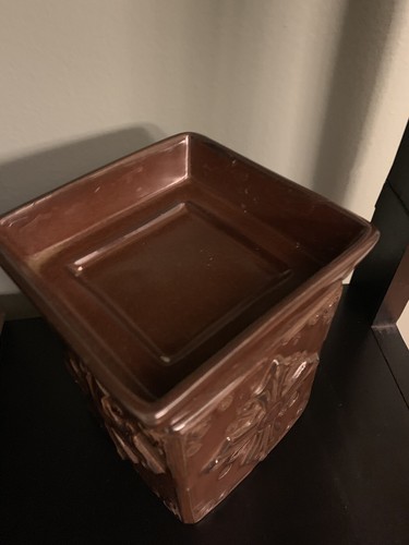 Scentsy Full Size warmer - Charity Rustic Cross Brown Beautiful!