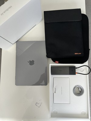 Apple MacBook Air 13,6 Zoll (256GB SSD, M2, 8GB)