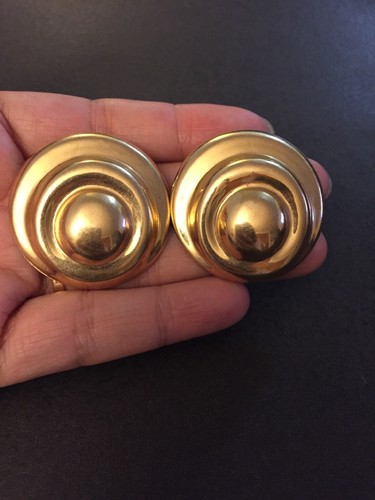 Vintage 14K Yellow Gold Big Round Shell Omega Back Earrings 16g