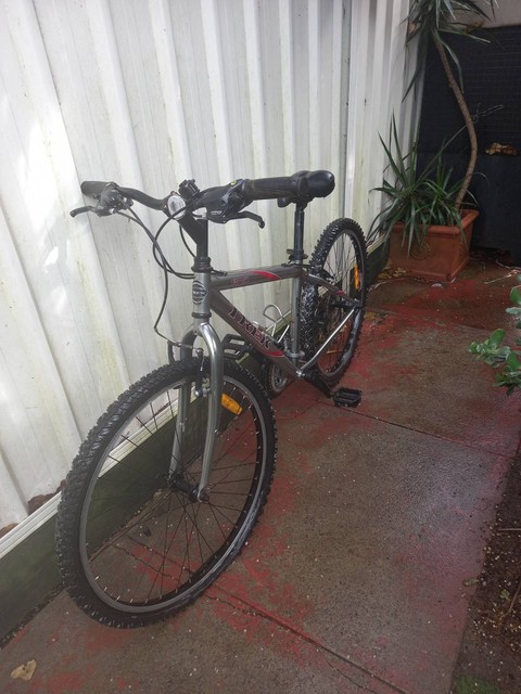 1975 Trek 800 bike by Waterloo 