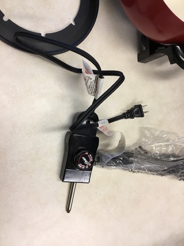 OSTER Electric Fondue Pot 8 Forks Stainless Steel Non-Stick FPSTFN7700