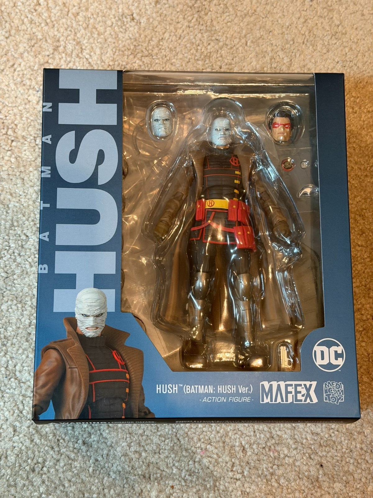 MAFEX No 133 DC Hush Batman HUSH 1/12 Scale Figure | eBay