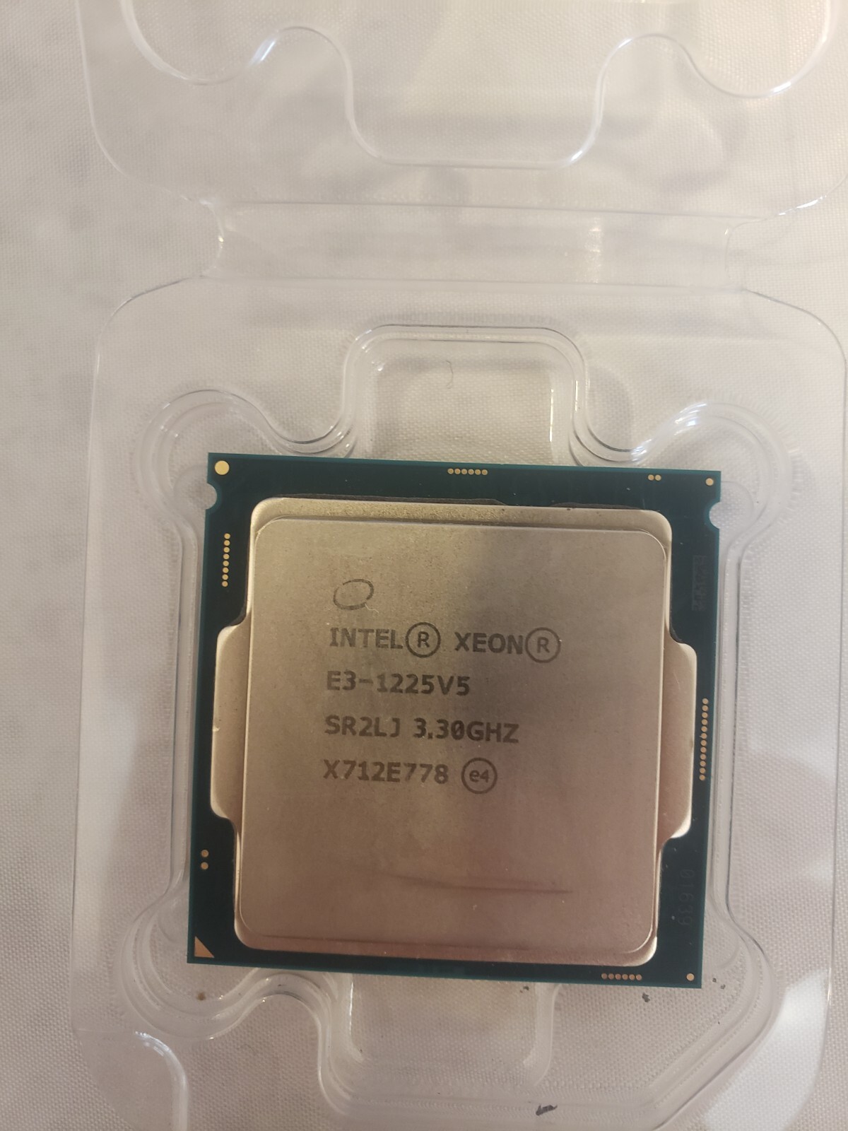 美品 xeon 1225 v5 Intel Xeon E3 1225 V5 Processor CPU SR2LJ 767571177103| eBay