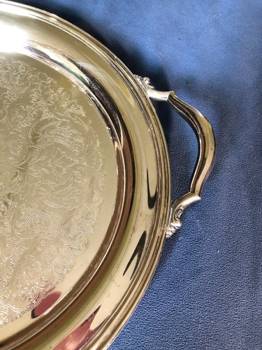 Oneida Silversmiths 18” Handled Etched Tray Platter Silverplated