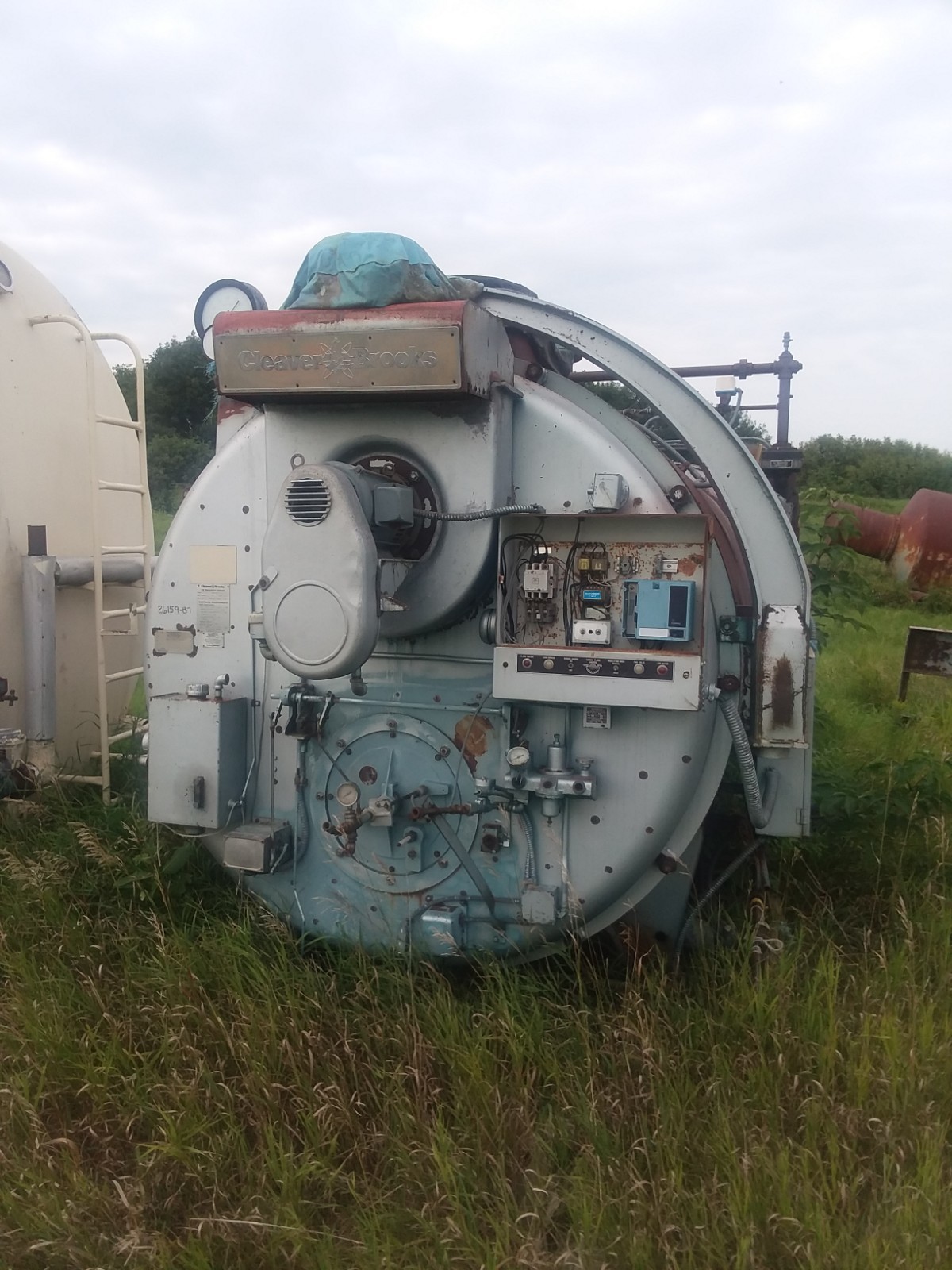 Cleaver Brooks 300 HP High Pressure Steam Boiler. Model CB 400-300. 150 PSI Dual