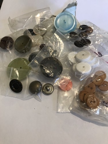 Mixed Lot If Vintage Buttons
