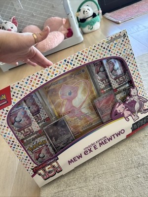 ポケモン151 UPCプロモセットMew Mew two Mewtwo and Mew Pokemon 151 Ultra Premium Collection Promo 3