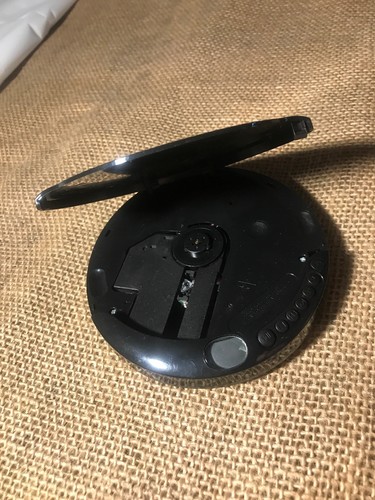 Sylvania Personal CD Player SCD300DG