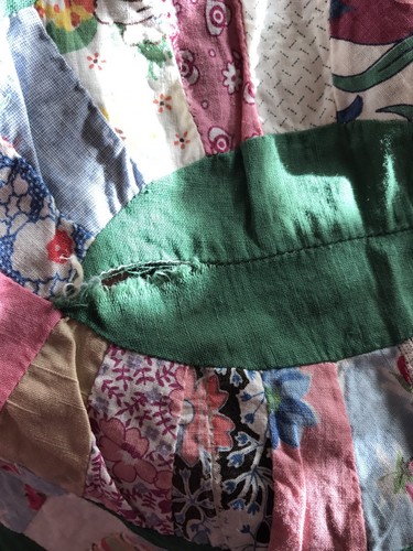 Quilt Top Double Wedding Ring Size Full / Twin  Patchwork Multicolor 84