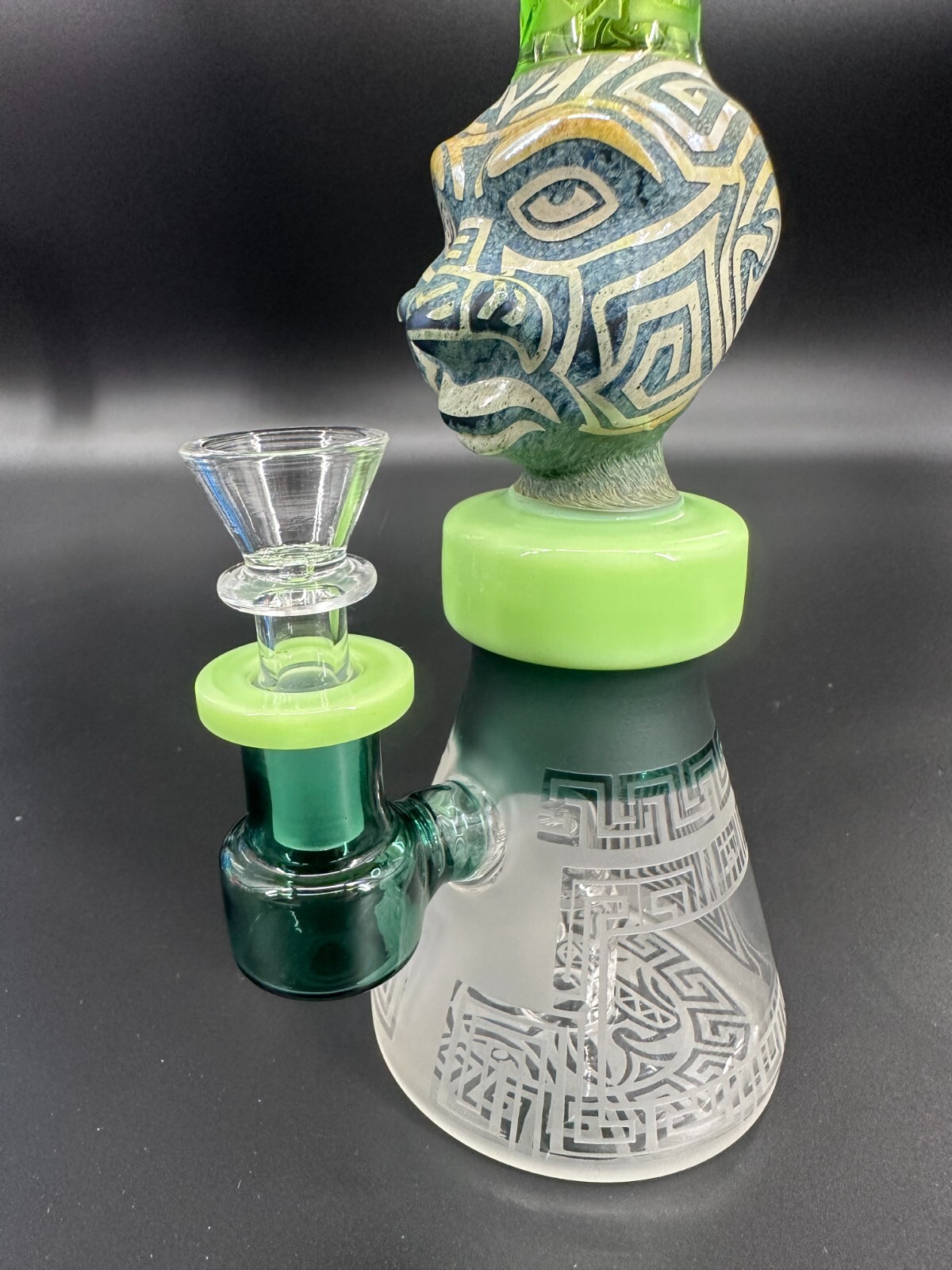 9.5 "  Green Bong ALIEN Glass Water Pipe MONSTER USA