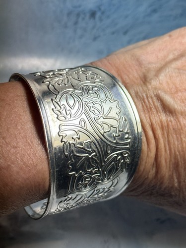 アクセサリー vintage design plate silver bracelet 925 Sterling Silver Vintage Filigree Calla Lily Design Wide