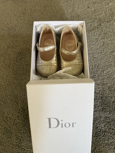 Baby DIOR サロンペット Baby DIOR サロンペット ベビー ディオール」のビューティー