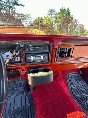 image 4 of interior