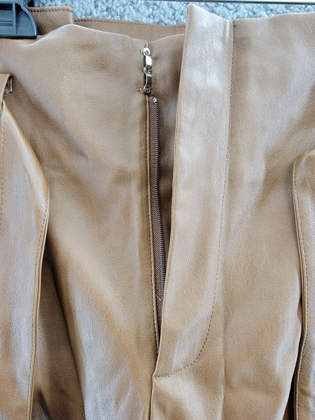 Lucy Paris Faux Leather Paperbag-Waist Pants Women's M Cognac Zip Front Closure - Picture 10 of 18