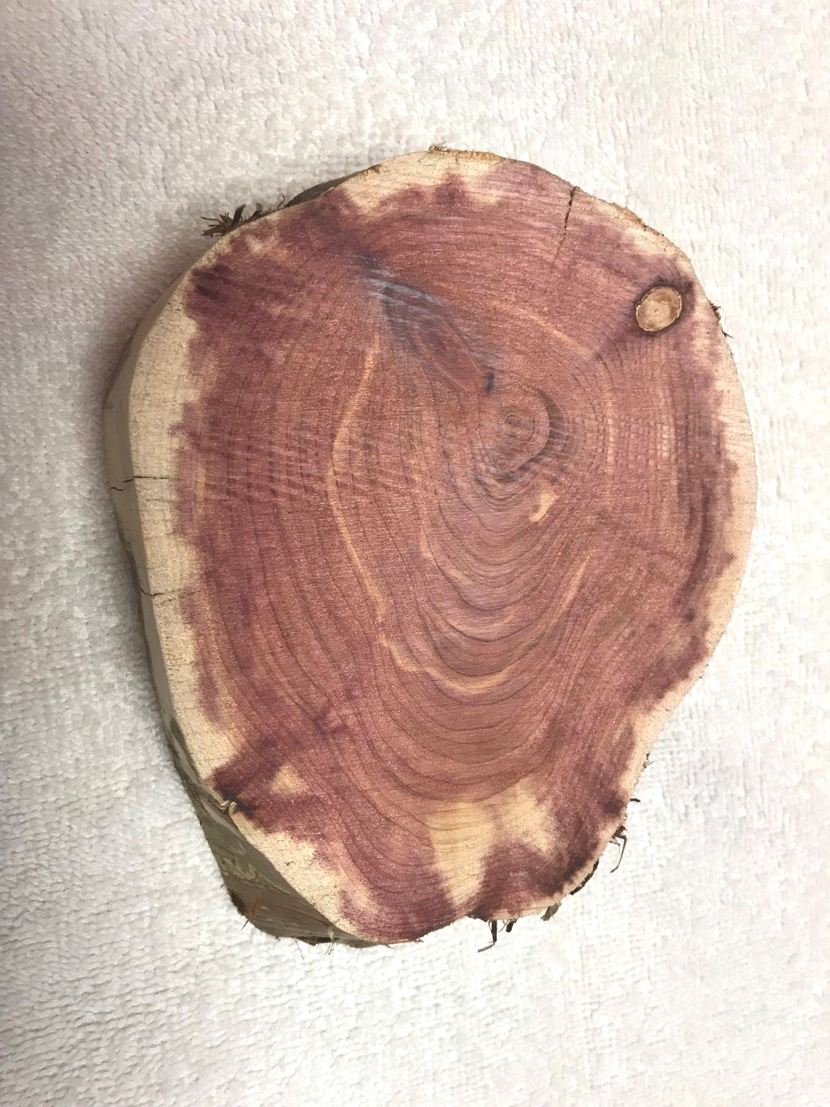 FRESH CUT CEDAR WOOD